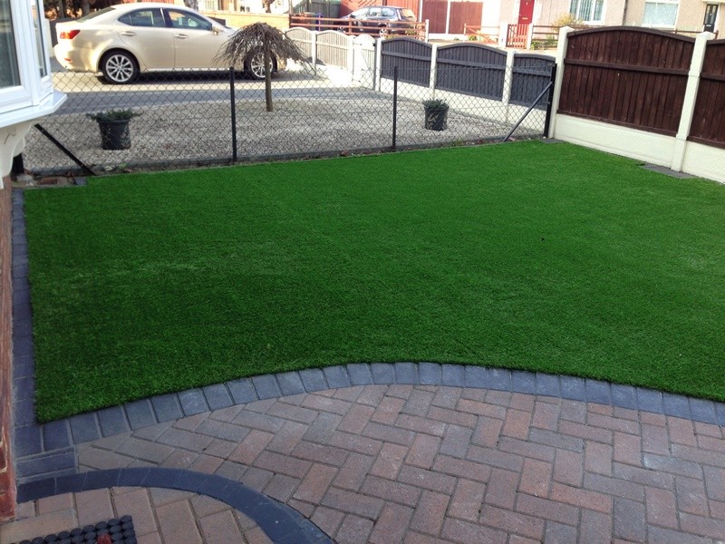 premium derby sustainable artificial grass 8